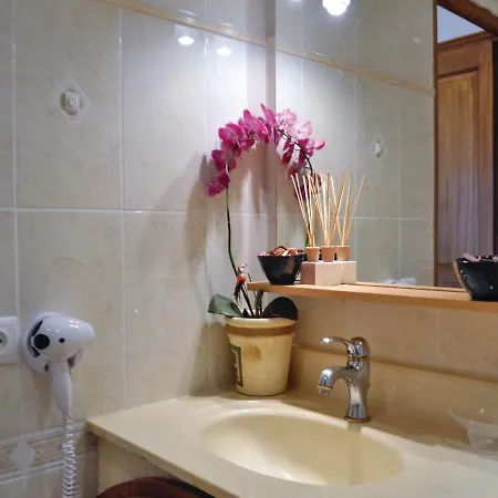 One-bedroom Holiday In *